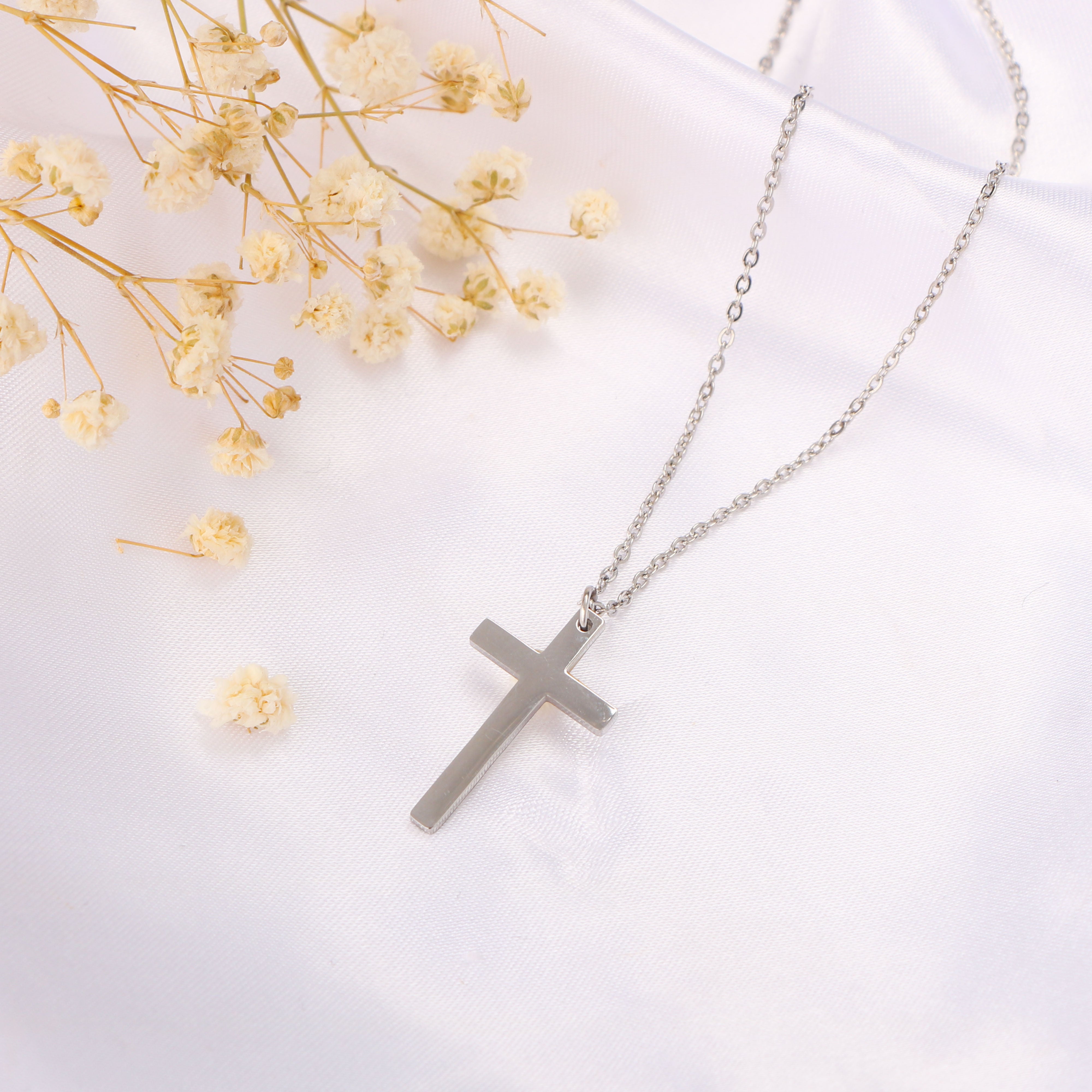 Beautiful Christian Cross Necklace – Christian Divinity